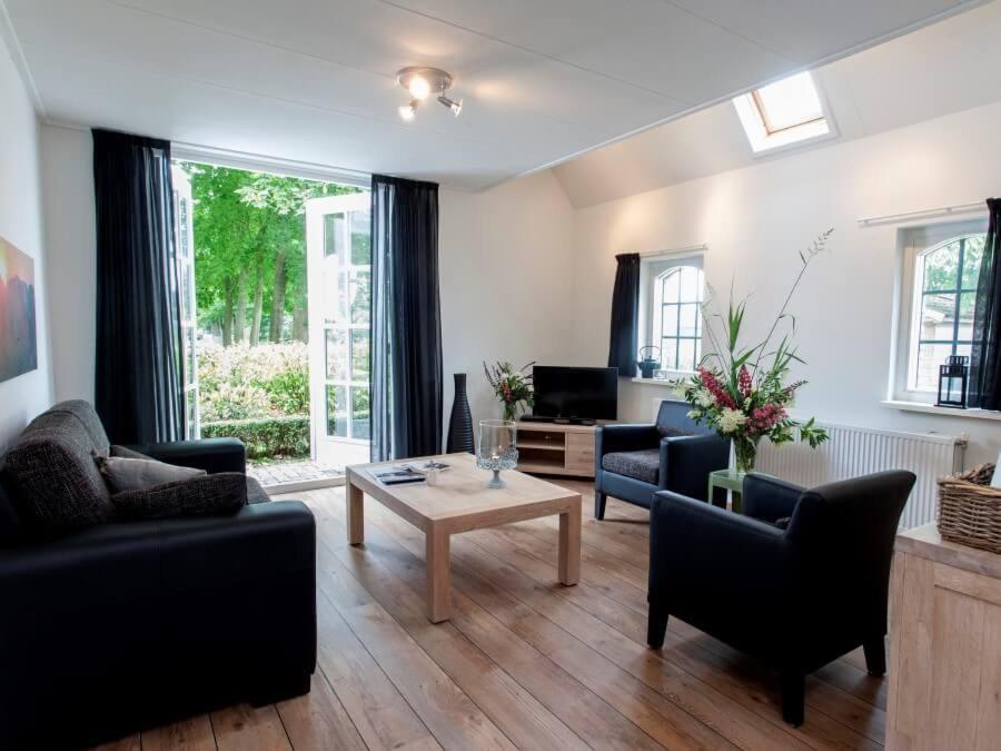 Luxe Vakantiehuis In Friesland Joure Buitenkant foto